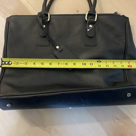 NWOT Claudia Firenze large black genuine leather top handle bag tote - Picture 13 of 16